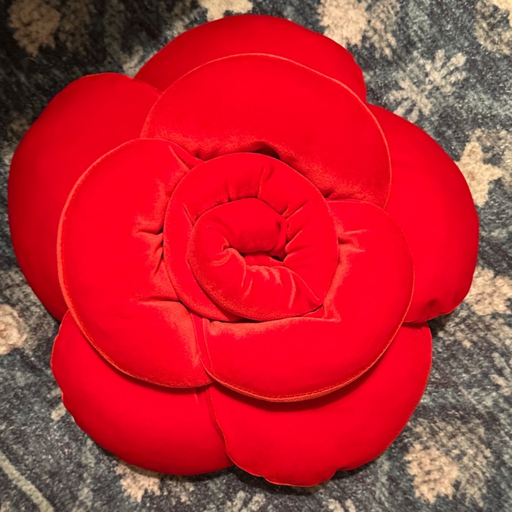 Red Rose-Shaped Pillow